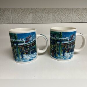 Starbucks 2000 Barista Pike Place Market Christmas Scene Mugs